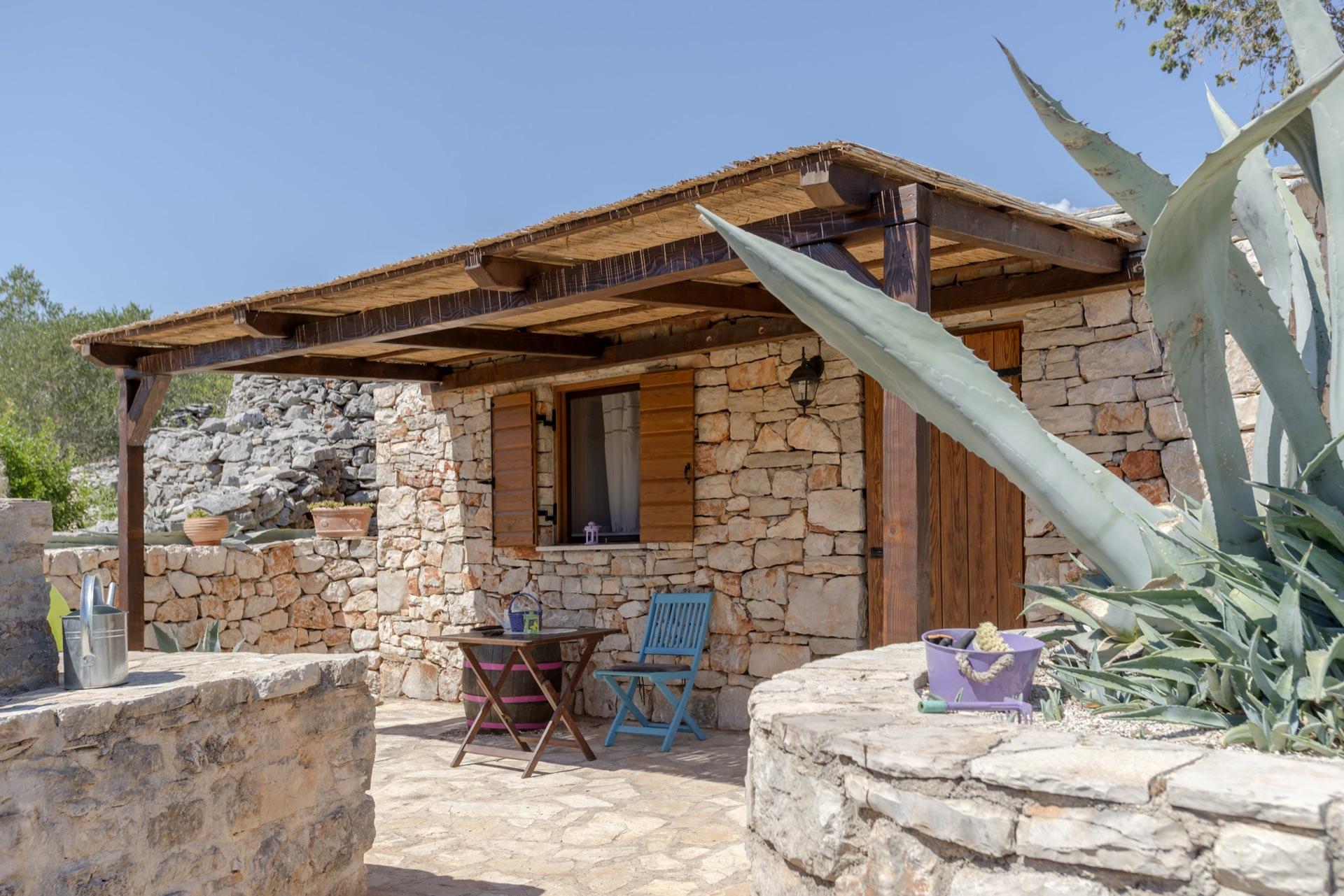 Oxa Dreamland estate